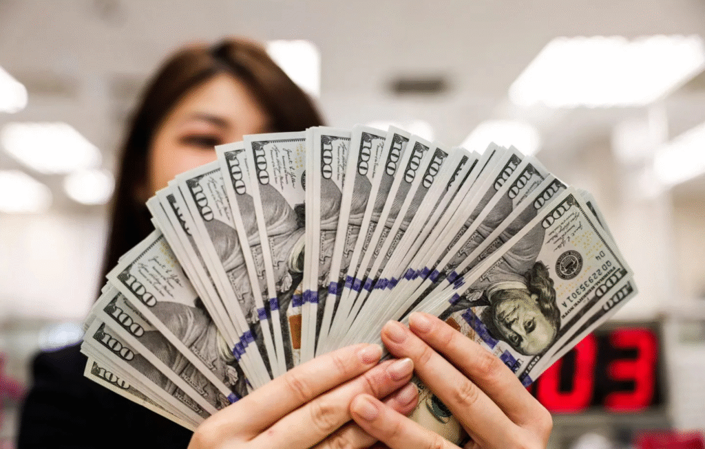 $500 Utility Bill Credit Coming October 2025 – Are You Eligible?